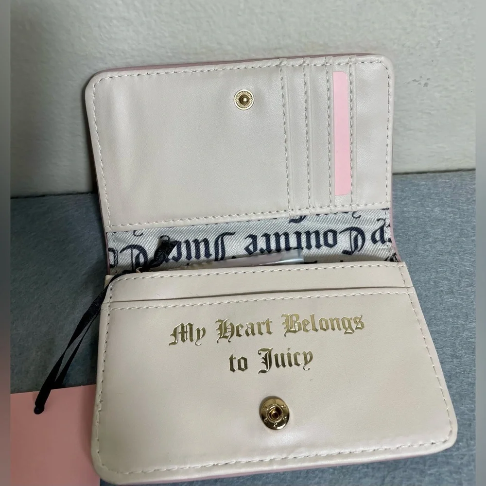 Juicy Couture Dusty Blush Pink Bifold Wallet Elongated Faux Leather NWT - Picture 4 of 5